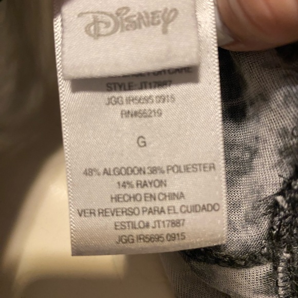 Adorable Mickey Mouse shirt. - Picture 3 of 3